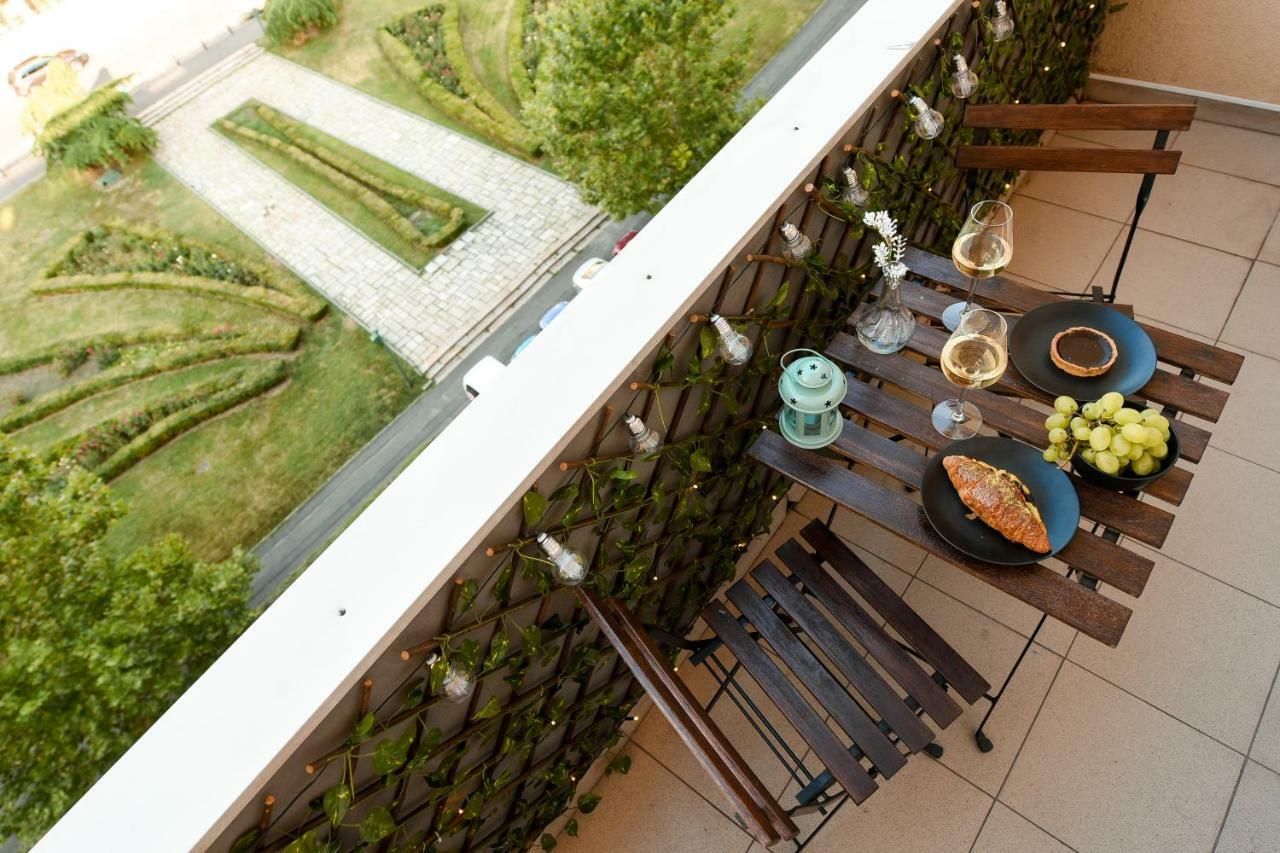 New - Elegant Duplex With Amazing View & Balcony - Homey Residence Bucharest Luaran gambar